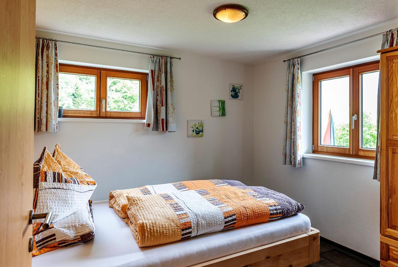 Haus Gruener Wald Apartment Bartholomaberg Bagian luar foto